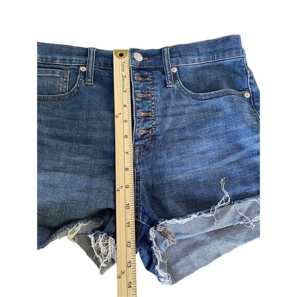 Madewell High Rise Denim ShortsSize 26 Buttons Casual Distressed Hem - Picture 8 of 16